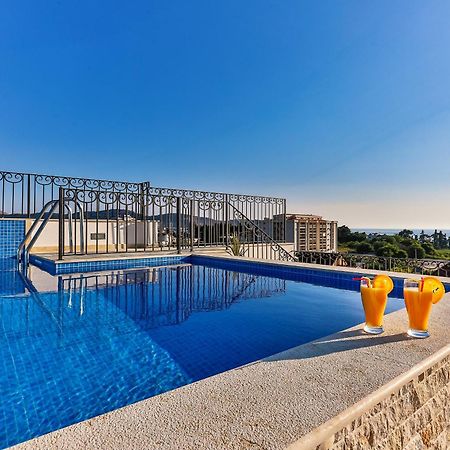 De Lux Apartments Luka Бар Екстер'єр фото