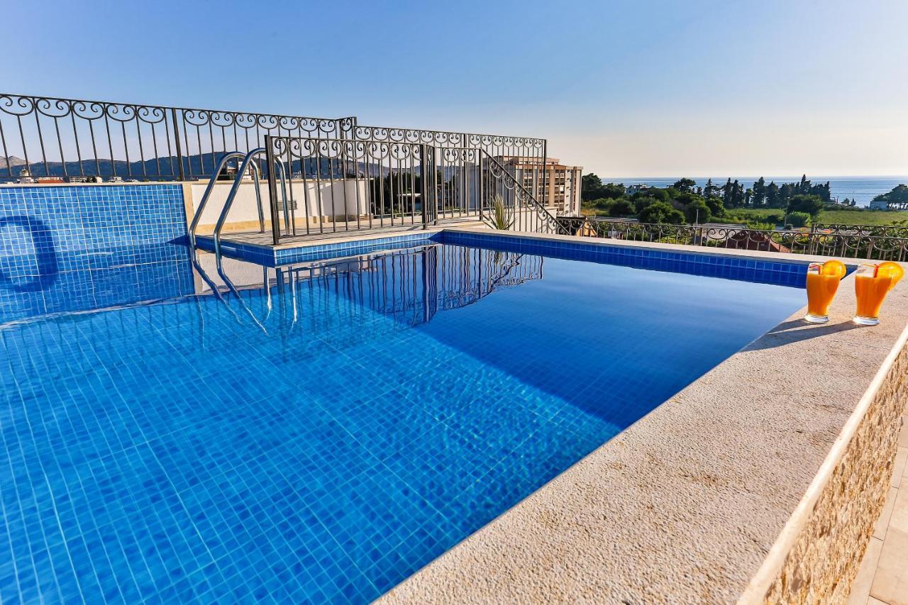 De Lux Apartments Luka Бар Екстер'єр фото
