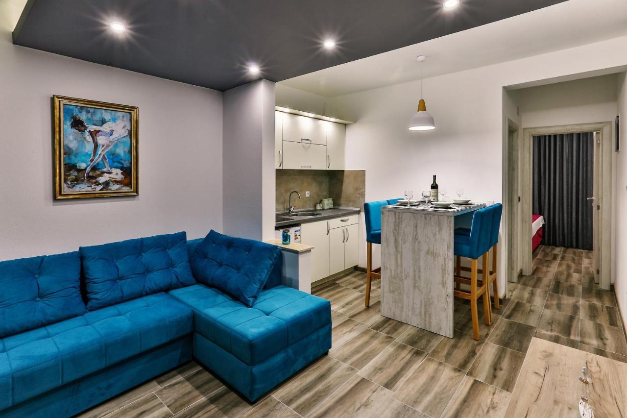 De Lux Apartments Luka Бар Екстер'єр фото