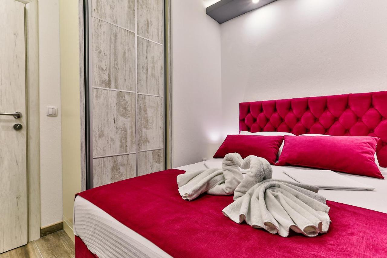 De Lux Apartments Luka Бар Екстер'єр фото