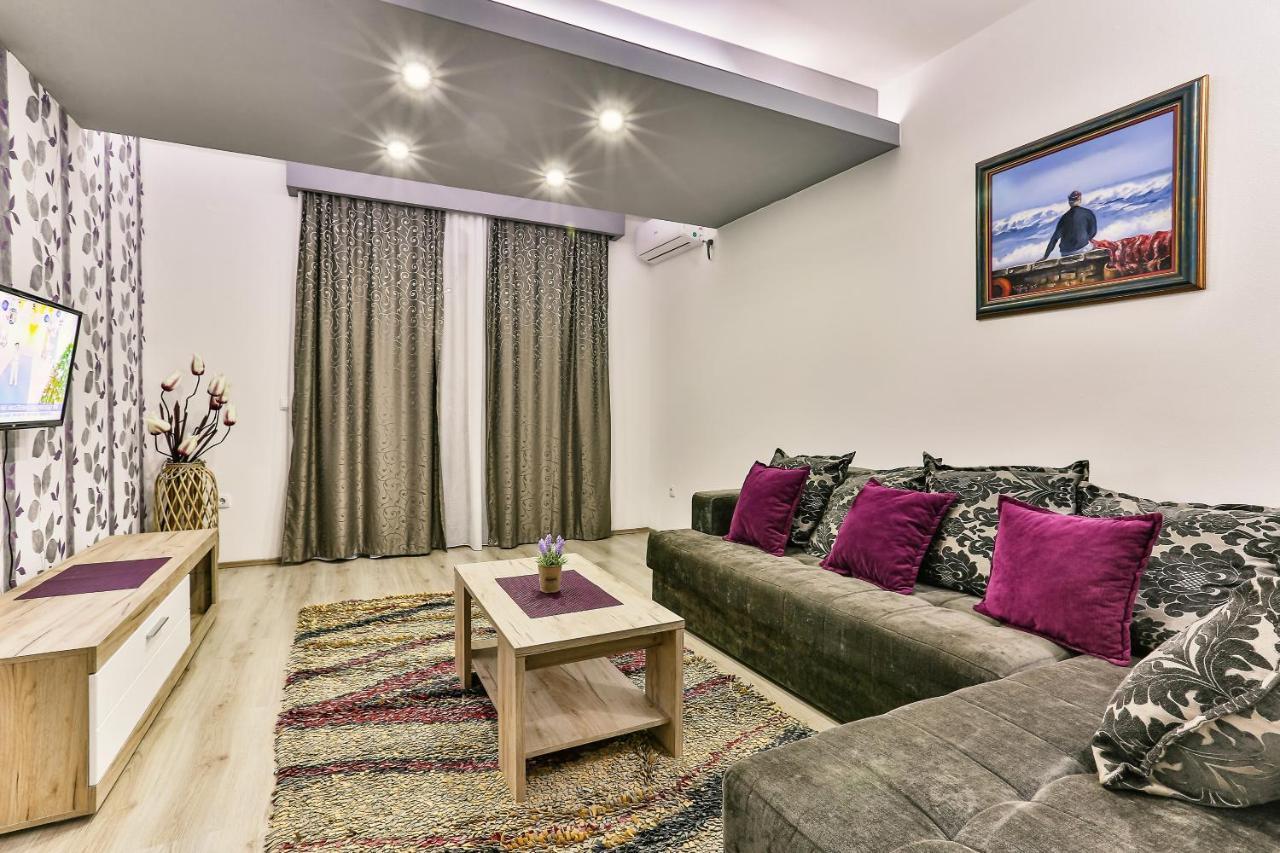 De Lux Apartments Luka Бар Екстер'єр фото