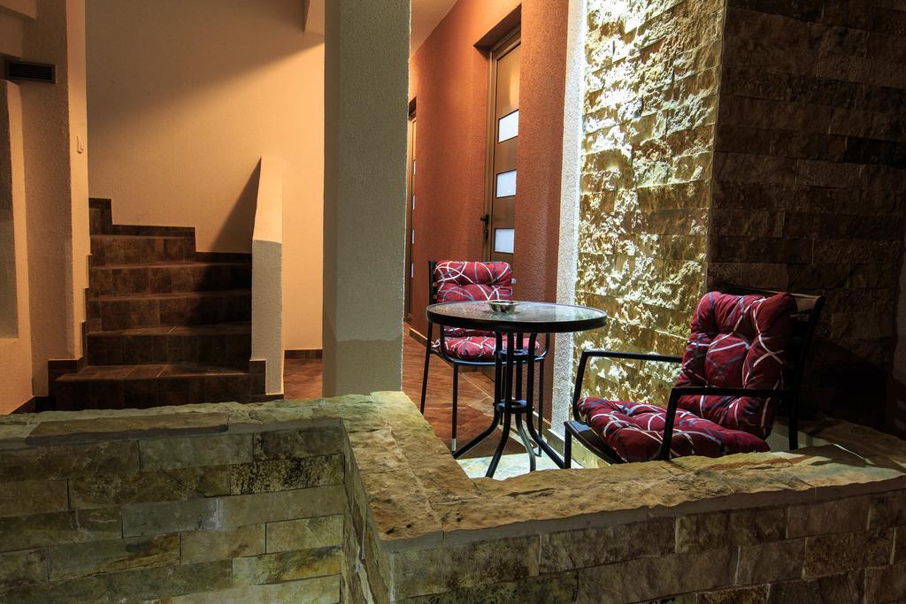De Lux Apartments Luka Бар Екстер'єр фото