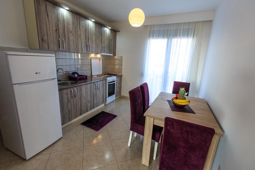 De Lux Apartments Luka Бар Екстер'єр фото