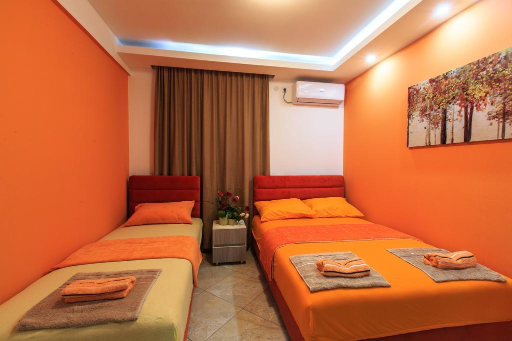De Lux Apartments Luka Бар Екстер'єр фото