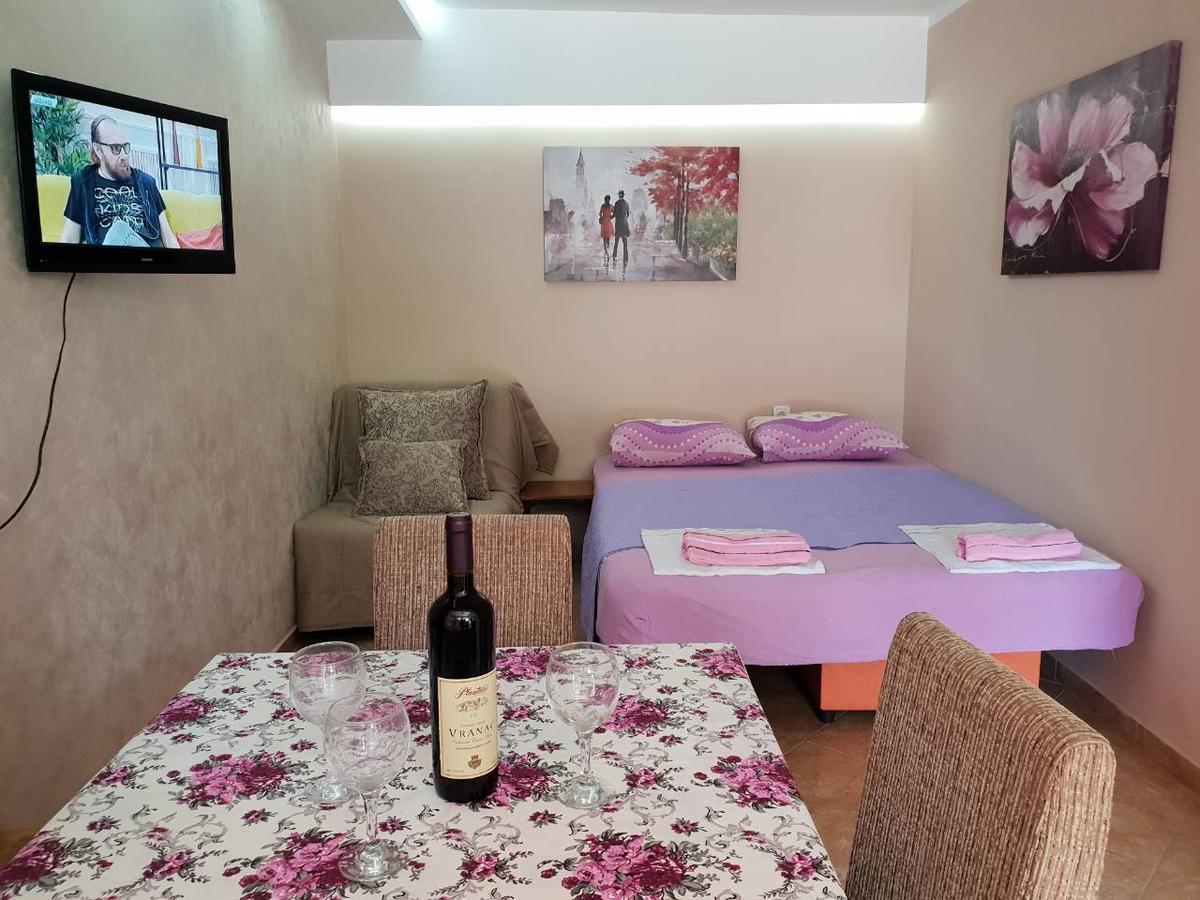 De Lux Apartments Luka Бар Екстер'єр фото