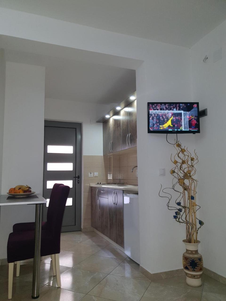 De Lux Apartments Luka Бар Екстер'єр фото