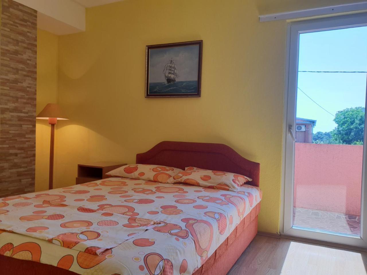De Lux Apartments Luka Бар Екстер'єр фото